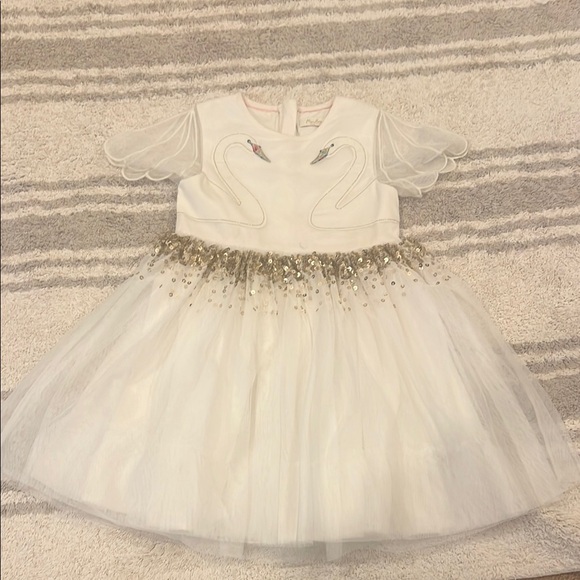 Mini Boden White Swan Dress - cruiseboatoman.com